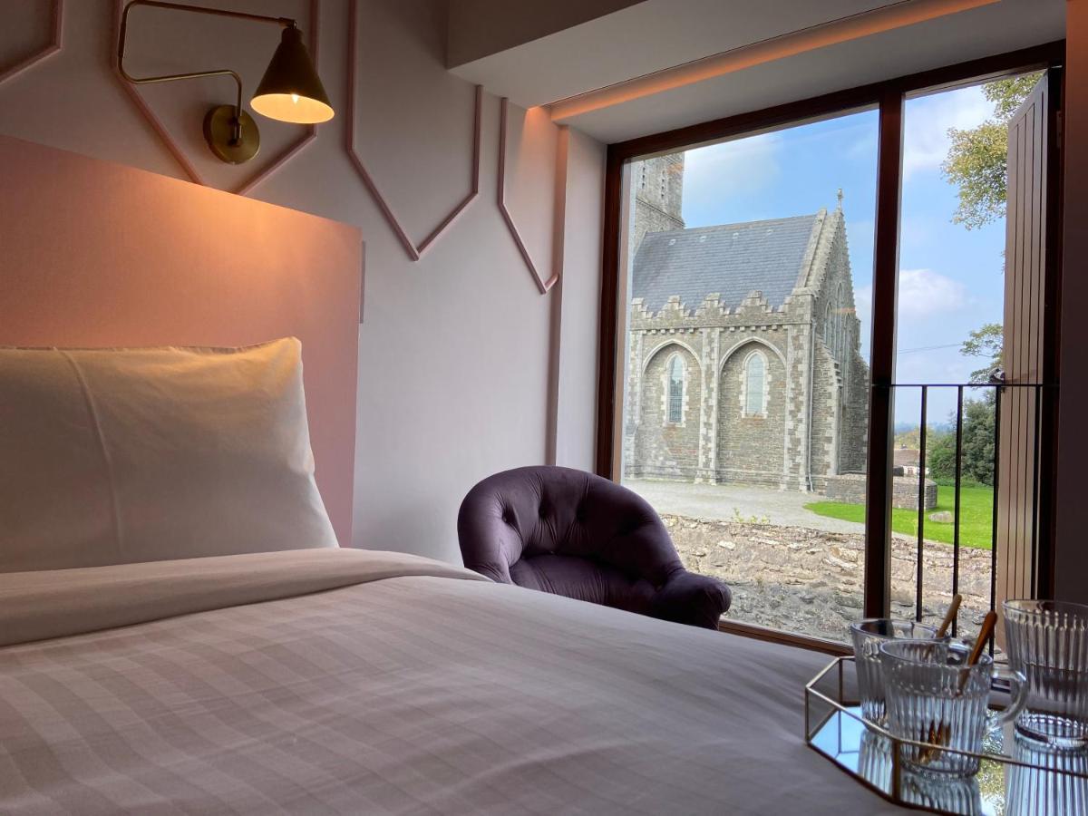 The At Firecastle Guest house *